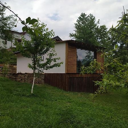 Lenilenii Bungalows Jajce Exterior photo